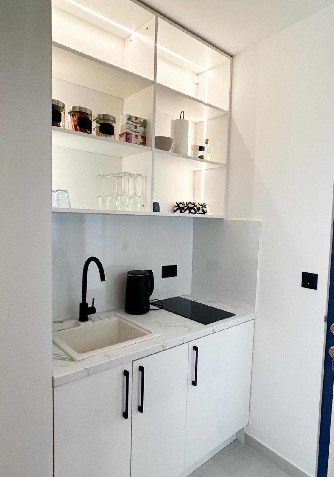 Regent Blue Apartments - Free Private Parking موستار المظهر الخارجي الصورة